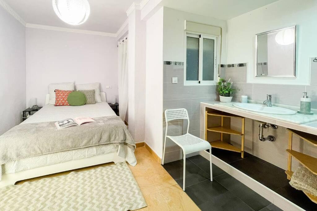 Coqueto Y Amplio Apartamento A 15 Min De La Playa Alicante Exteriör bild