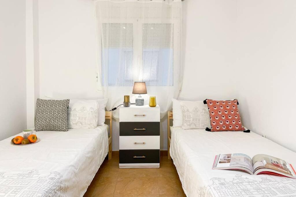 Coqueto Y Amplio Apartamento A 15 Min De La Playa Alicante Exteriör bild