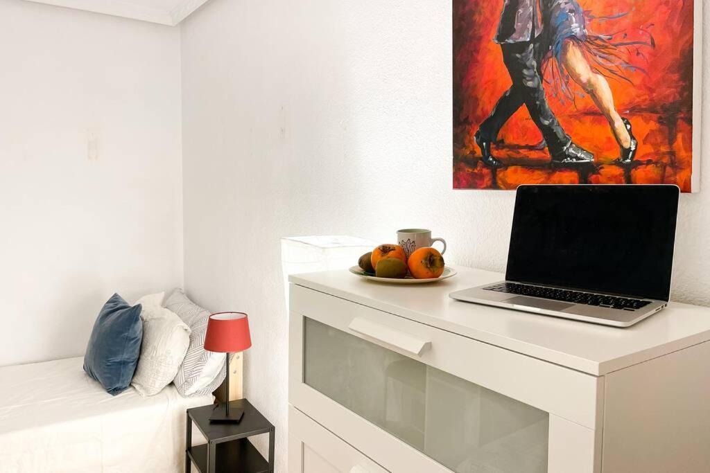 Coqueto Y Amplio Apartamento A 15 Min De La Playa Alicante Exteriör bild